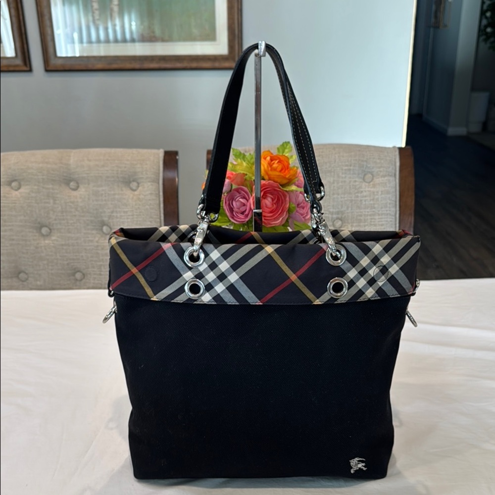 Authentic Burberry Blue Label Black and Cream Tote Bag with Signature Plaid - Picture 2 of 16
